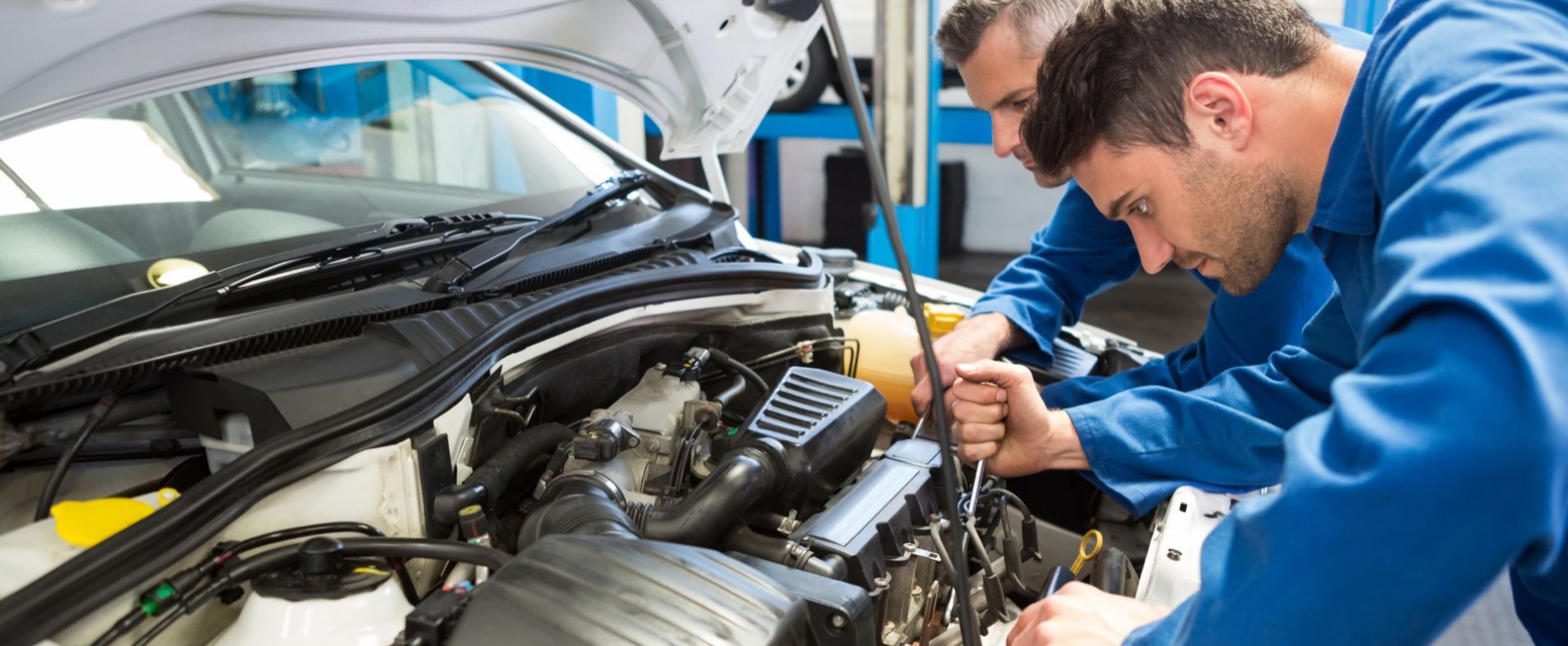 L’évolution du garage à Guer : des ateliers traditionnels aux centres de services polyvalents
