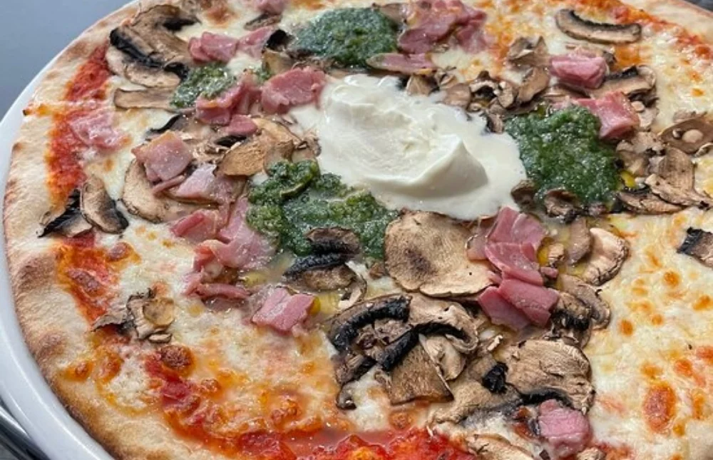 Pizzeria Cecco PIZZERIA DINAN Pizza