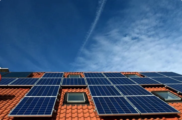 PLOMB'ELEC panneau solaire Landivisiau